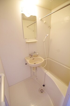 レオパレスヒルトップ 壱番館の物件内観写真